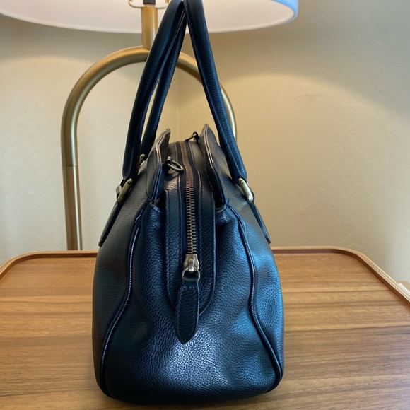 Coach 4410 - Picture 4 of 17